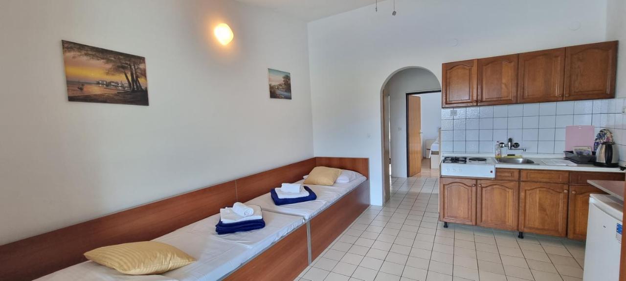 Apartments Anica Beber Borovići 외부 사진